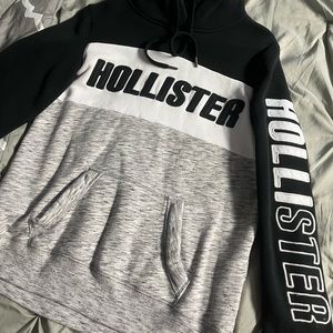 Hollister Sweatshirt